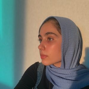 Meet your Posher, Fatima